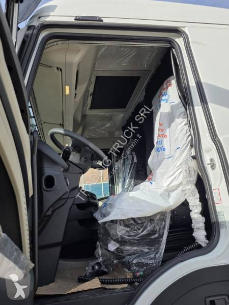 شاحنة Iveco