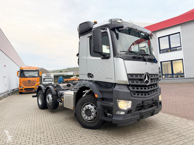 Camion Mercedes Arocs 2542 L 6x2/4 Arocs...