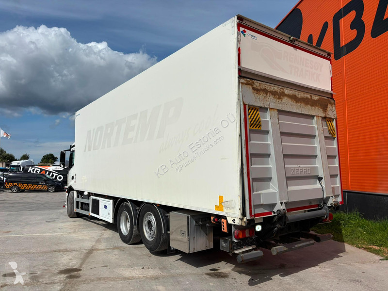 شاحنة Mercedes 2543 6x2*4 Supra Mt / box L=8520 mm