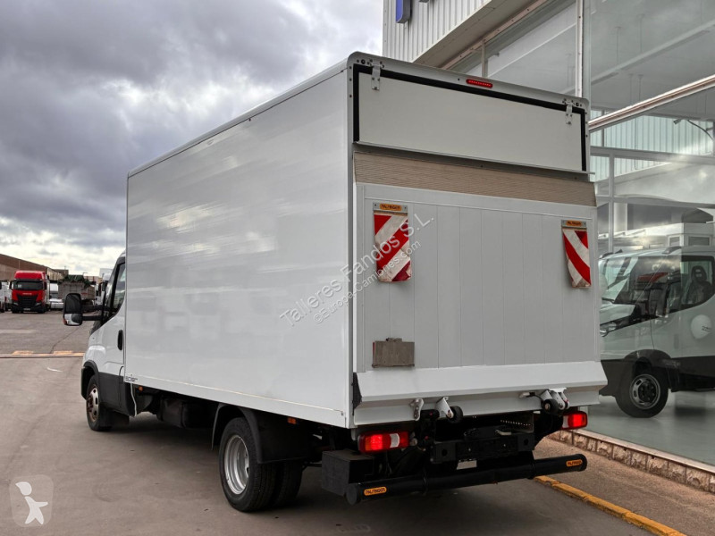 Furgoneta Iveco  35C16 20m3 1 AÑO DE GARANTIA...