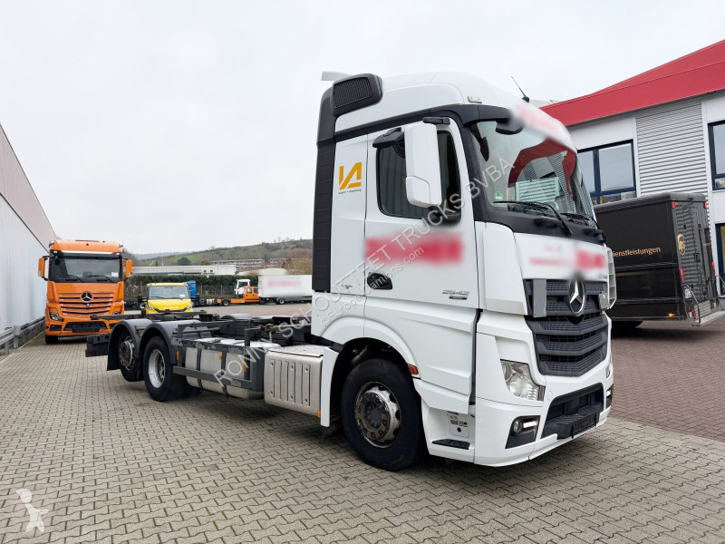 شاحنة Mercedes Actros 2542 L 6x2 Actros 2542 L...