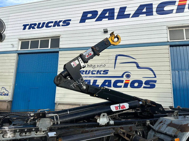 شاحنة Renault C430 portacontenedor de gancho