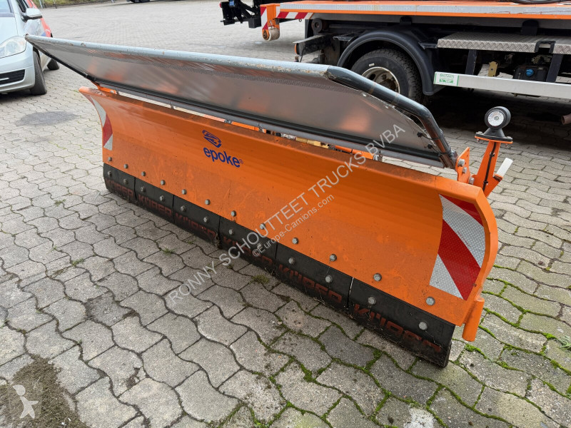 تجهيزات الآليات الثقيلة  E-PV 24N Schneeschild...