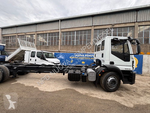 شاحنة Iveco Iveco 180e25