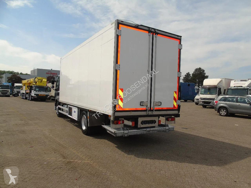 شاحنة DAF 220 + CARRIER + EURO 6 + LIFT