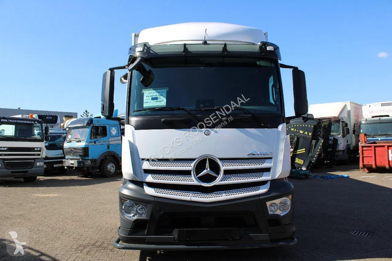 شاحنة Mercedes 1924 + THERMO KING 1200 + LIFT +...