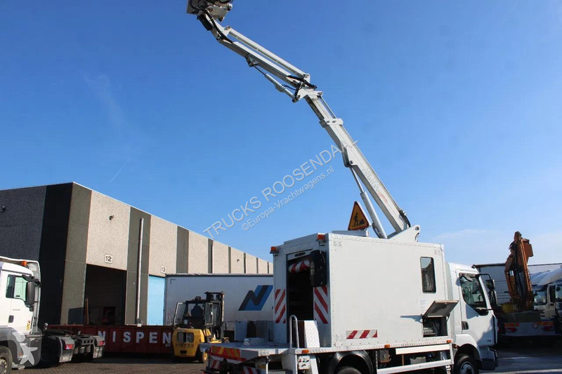 شاحنة Renault 220 + 14METER + EURO 5