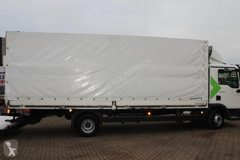شاحنة MAN 8.220 + EURO 6 + LIFT