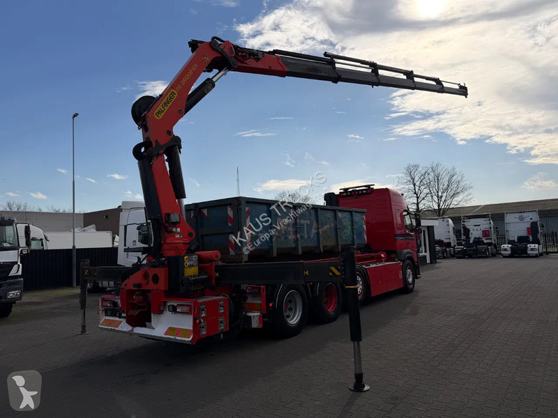 شاحنة Volvo 500 8X2 HMF Containersystem +...