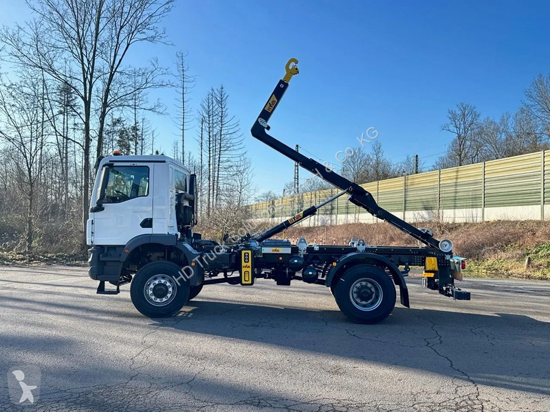 شاحنة MAN TGM MAN TGM 4x4 Euro 6e Hyva 12-45