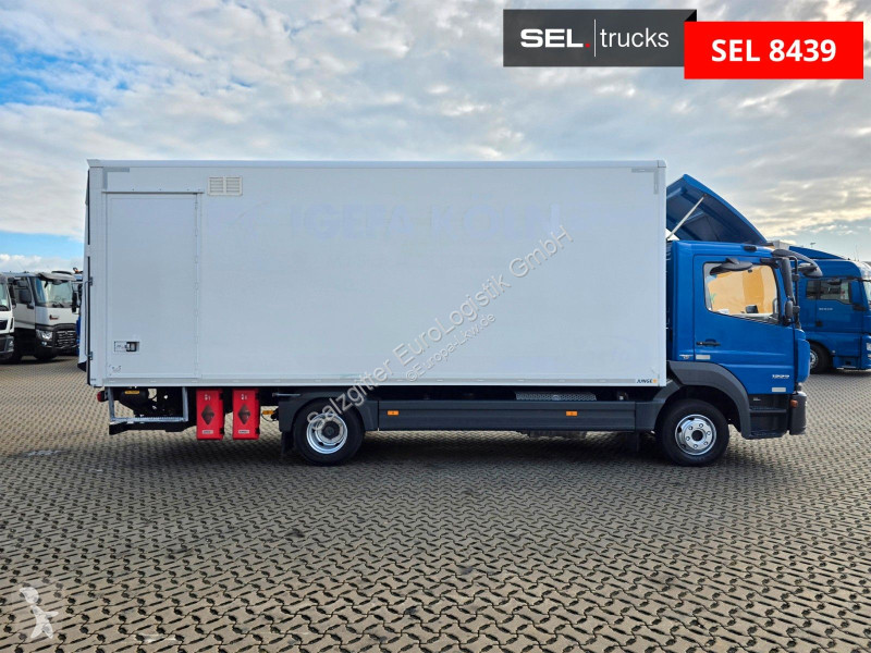 Mercedes 1223 / Ladebordwand truck