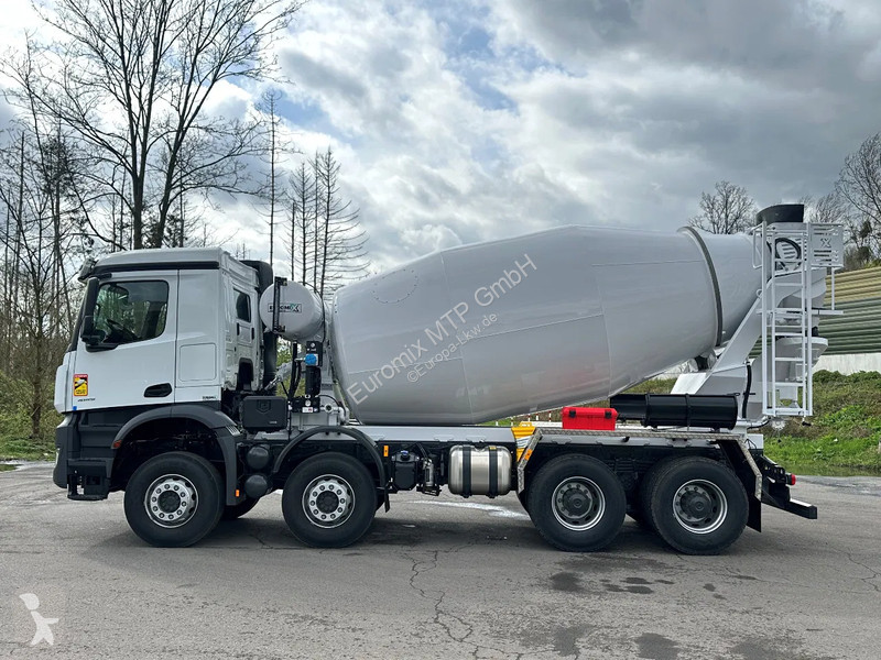 Betonárske zariadenie Mercedes 4145...