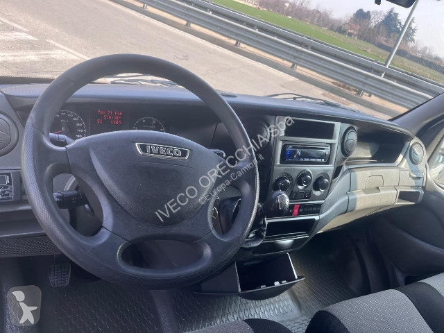 شاحنة Iveco DAILY 35C15