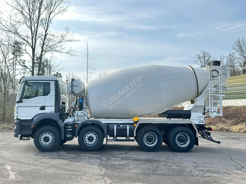 شاحنة MAN TGS MAN TGS 8x4 /Euro6e Euromix EM 12 R