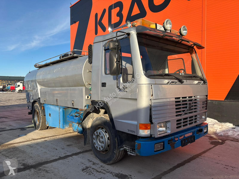 شاحنة Volvo 4x2 KORP & SON 9 m3 / FULL STEEL