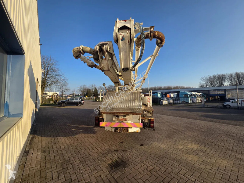 شاحنة Mercedes SK Putzmeister 36M Concrete...
