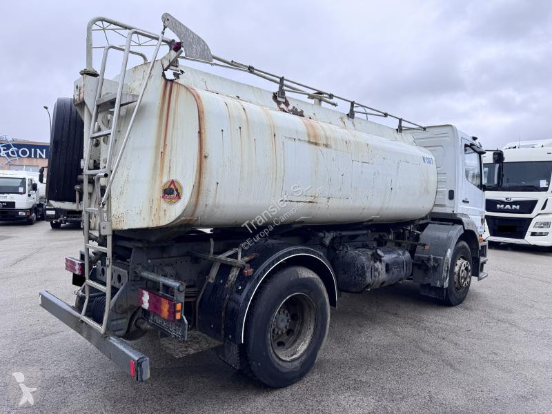 Mercedes 1823 truck