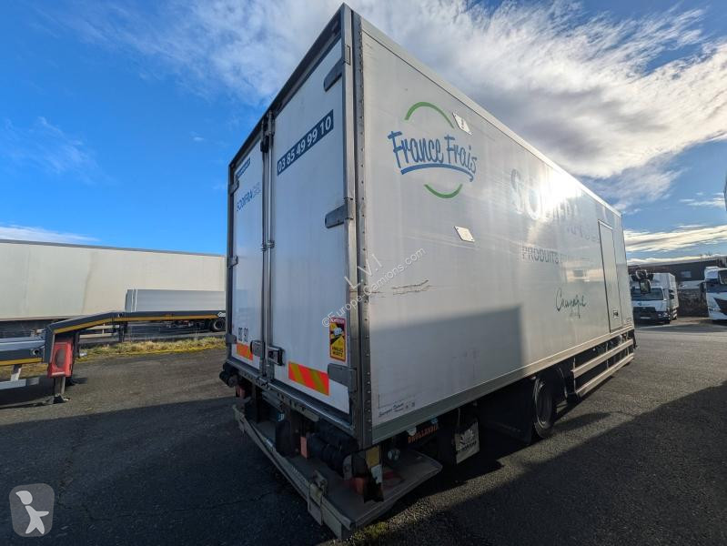 Camion Renault D D 12 PORTEUR FRIGO (03/27)