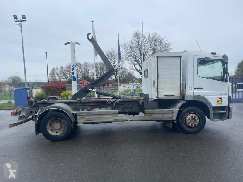 شاحنة Mercedes  ATEGO 13.18