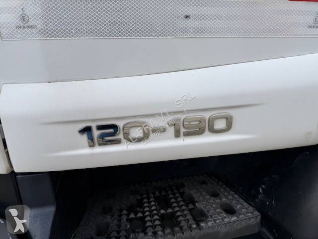 شاحنة Iveco