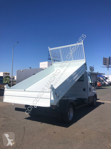 Furgoneta Iveco  BASCULANTE