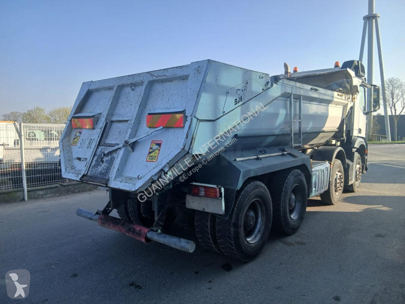 شاحنة Mercedes 3242