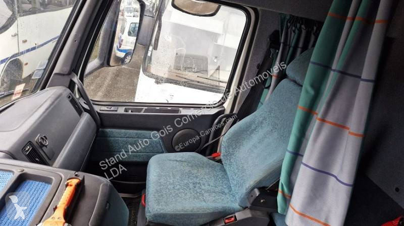 شاحنة Volvo