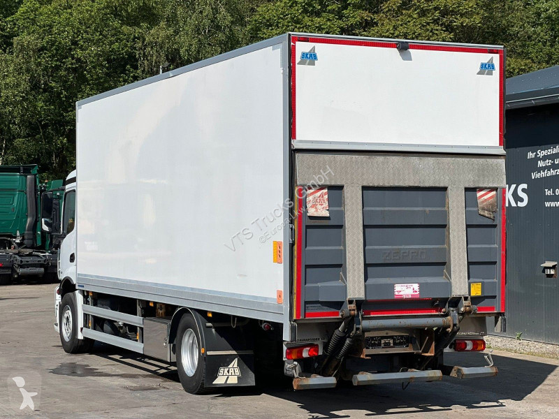 شاحنة Mercedes 1830 L Kühlkoffer Thermo King LBW