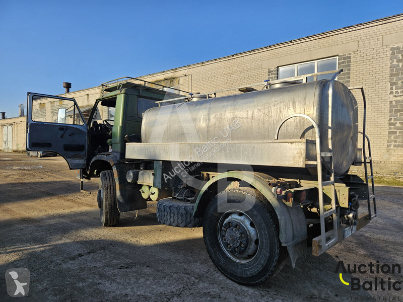 Kamión Volkswagen VW-MAN 8.136