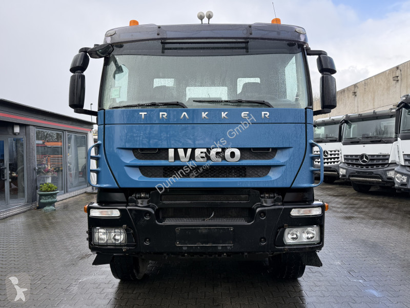 شاحنة Iveco 410 / AD340T41 8X4