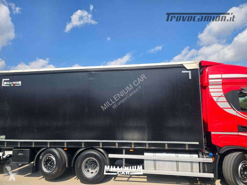 Vrachtwagen Iveco SWAY 510 CENTINATO 7,40 AUT...