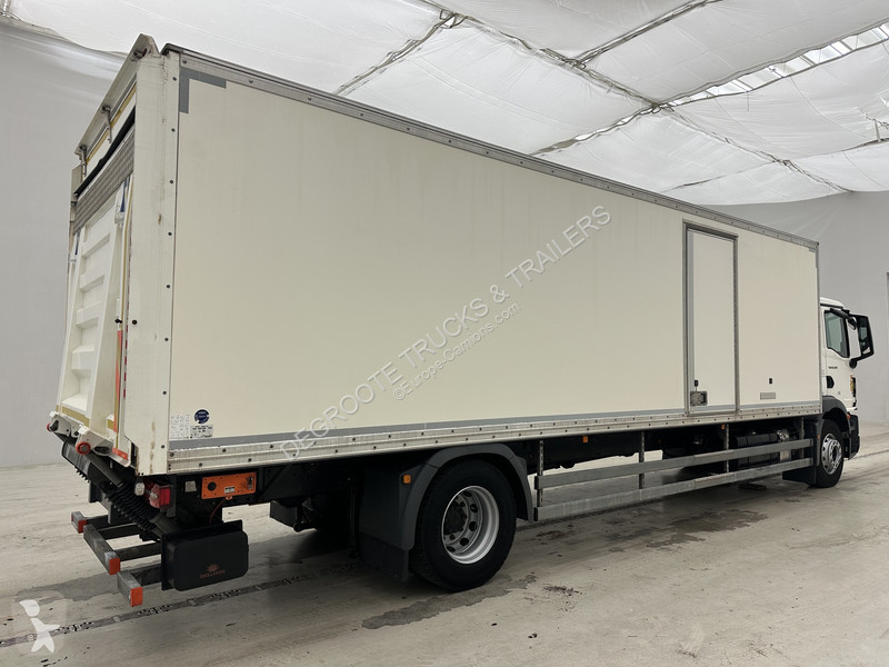 شاحنة MAN TGM 18.290