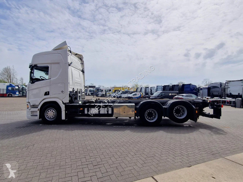 شاحنة Scania R590 V8 NGS Highline 6x2 - BDF -...