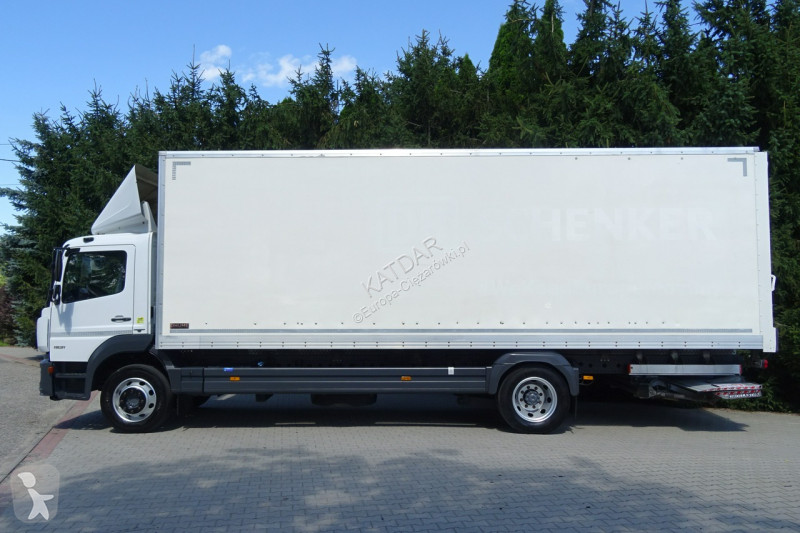 شاحنة Mercedes 1521 Euro 6 kontener 20p....