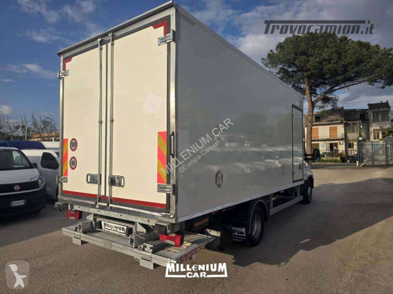 Camion Iveco 72-18 HI MATIC 2018 EURO 6 CELLA 5,20