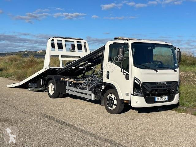 شاحنة Isuzu