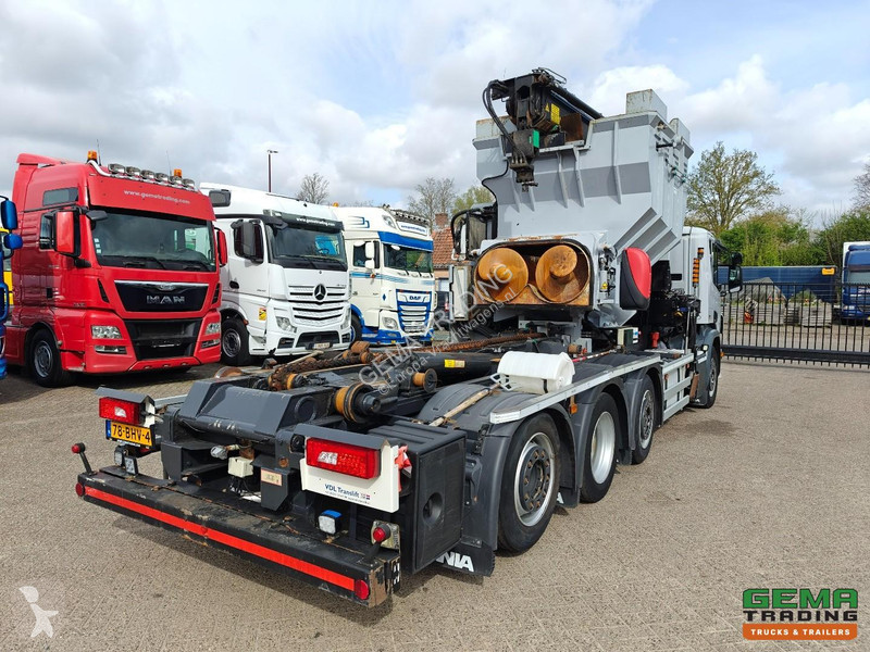 Camion Scania 320 8x2/6 Day Cab Euro6A - HIAB...