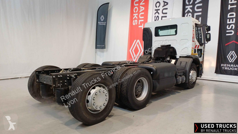 شاحنة Renault D Wide