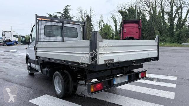 Camion Iveco DAILY