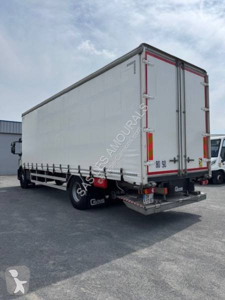 شاحنة Iveco