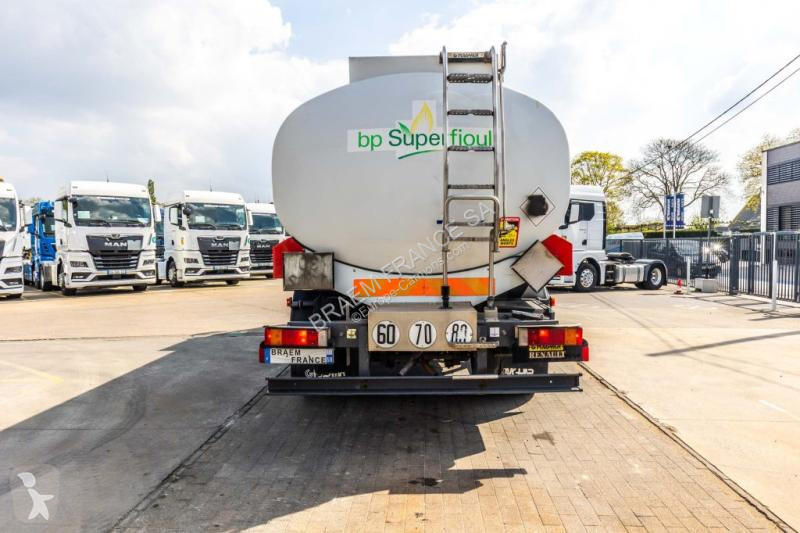 Camion Renault  PREMIUM 270 + MAGYAR 14000L+4COMP