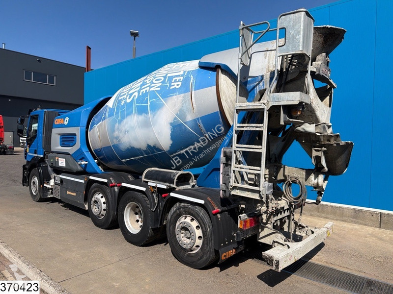 شاحنة Iveco 300 CNG 8x2, EURO 6, CIFA 9m3, CNG,...