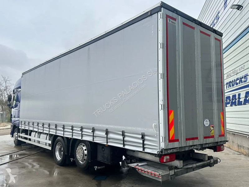 شاحنة DAF 480 3 ejes tauliner