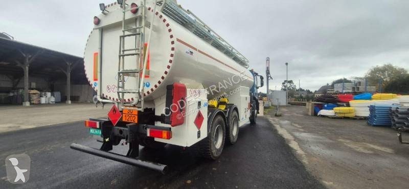 شاحنة Iveco