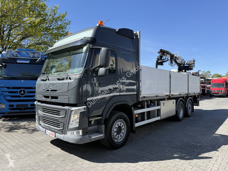شاحنة Volvo FM 370 6X2 Kran Kennis K14R Baustoff