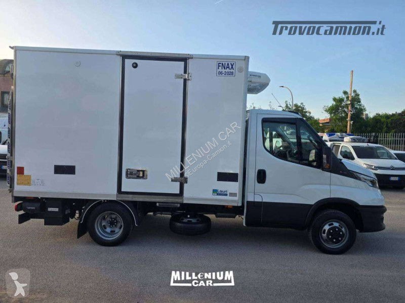 Furgoneta Iveco 35-16 (2022)CELLA 3,40 ATP SPONDA