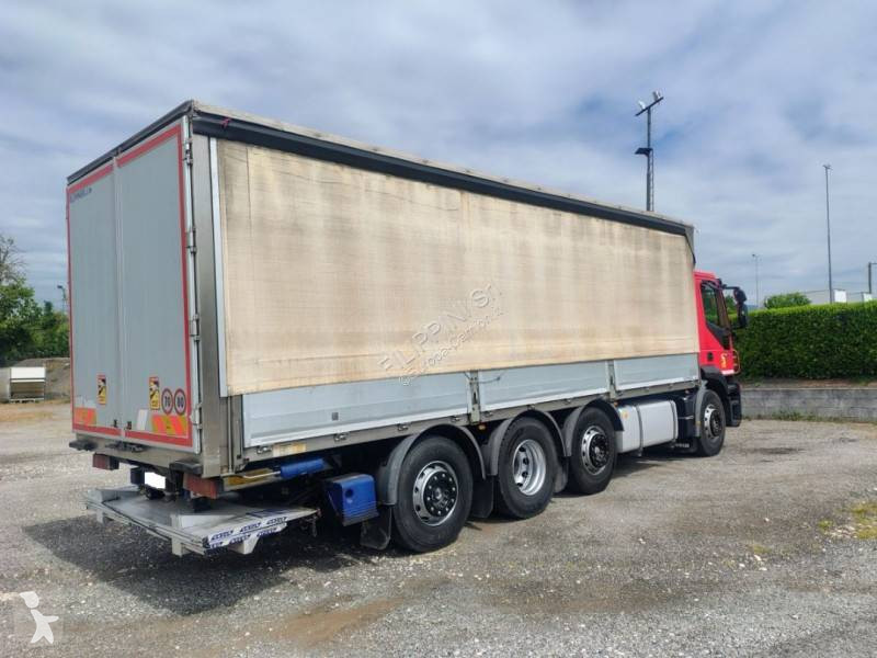 شاحنة Iveco