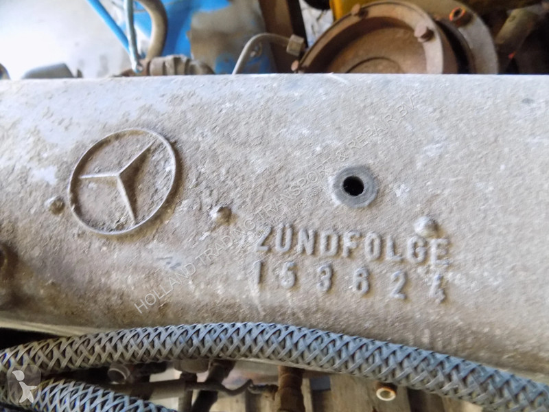 Vrachtwagen Mercedes 403 motor/versnellingsbak...