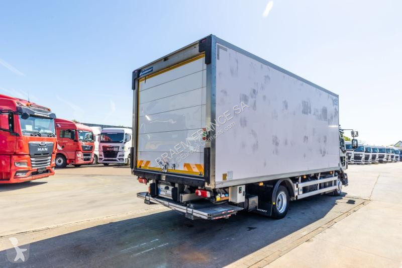 شاحنة Renault  D10 210 DXI +CARRIER SUPRA...