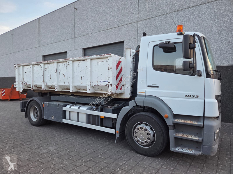 Camion Mercedes 1833 Hooklift system + hydr.lock